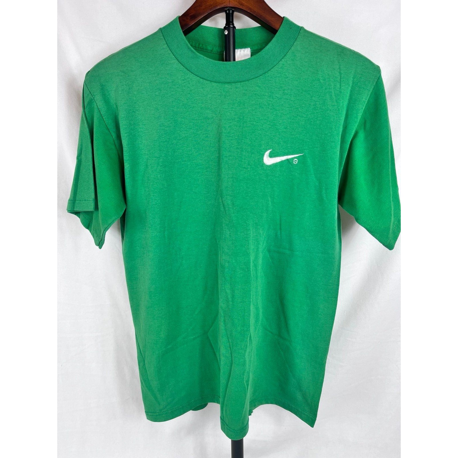 Vintage 80s Nike White Swoosh Single Stitch T-Shirt Kelly Green Medium